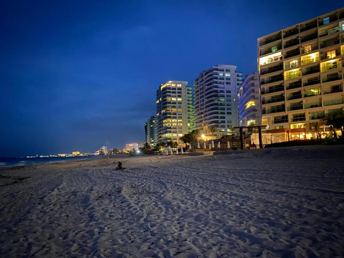 Studio Oceanfront Prime Location Cancun Luaran gambar